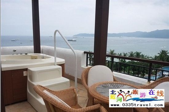 三亞愛(ài)琴海岸康年套房度假酒店