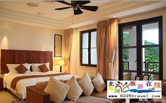 三亞愛(ài)琴海岸康年套房度假酒店